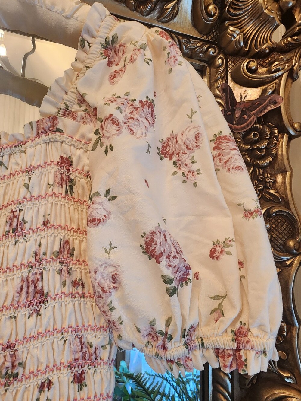 Storia Cream Maxi Dress with Pink Floral Print - Picture 4 of 8